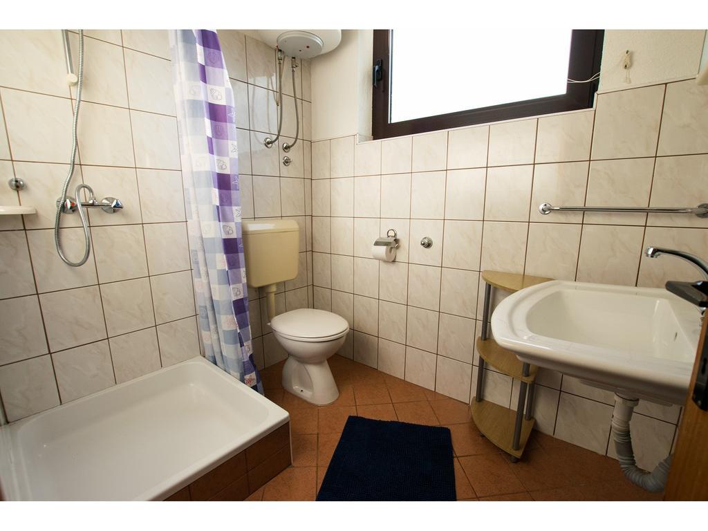 Apartments Troselj Starigrad Paklenica Buitenkant foto