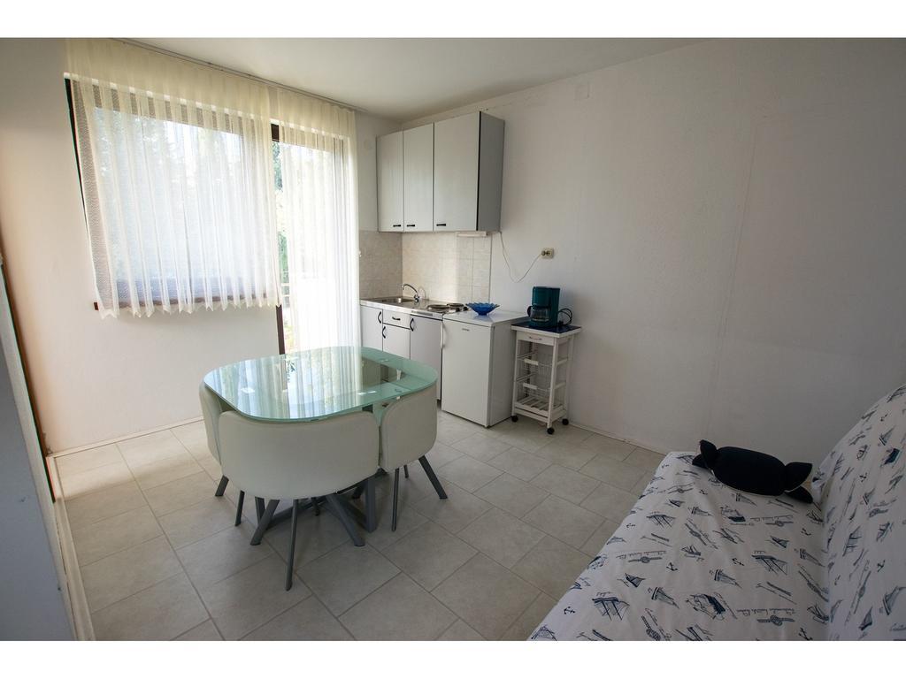 Apartments Troselj Starigrad Paklenica Buitenkant foto