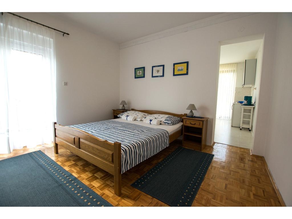 Apartments Troselj Starigrad Paklenica Buitenkant foto